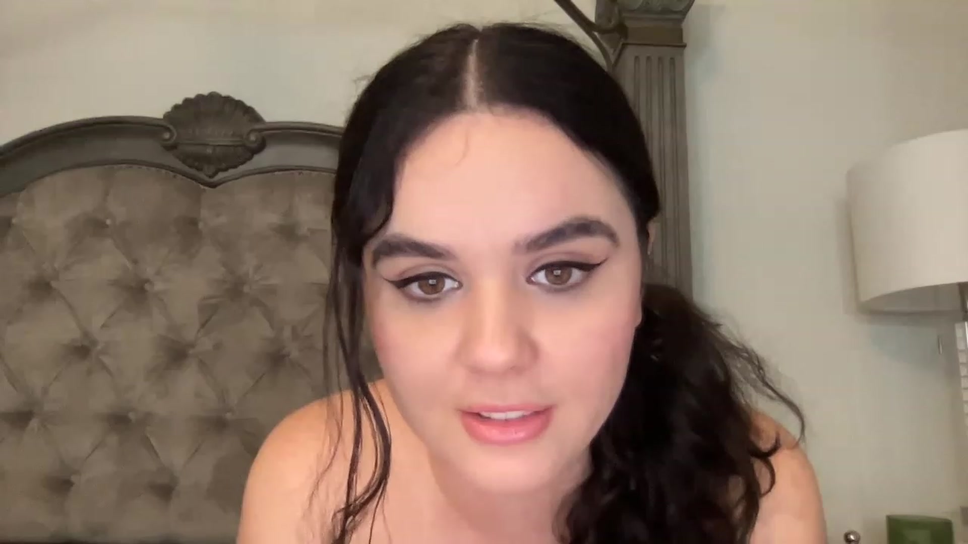 Giaislovely video thumbnail