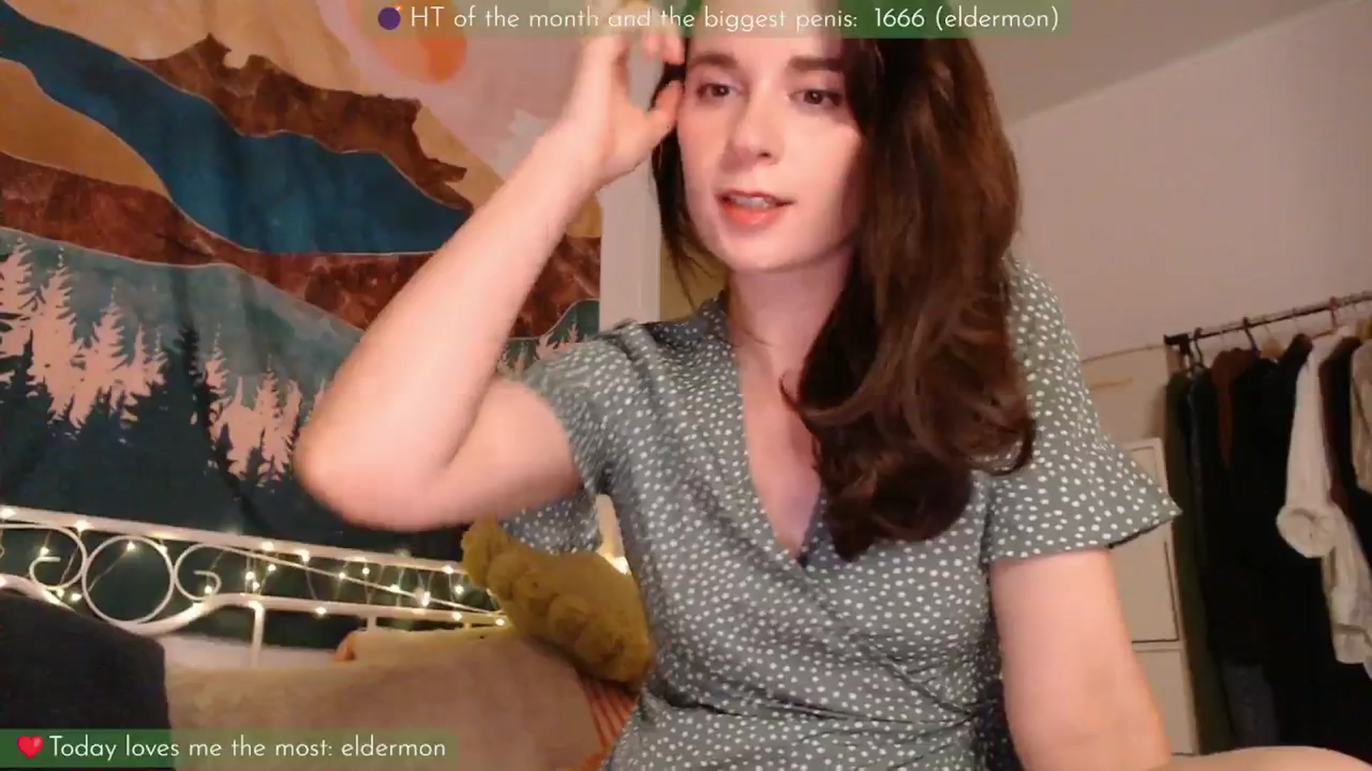LizzyPeach video thumbnail