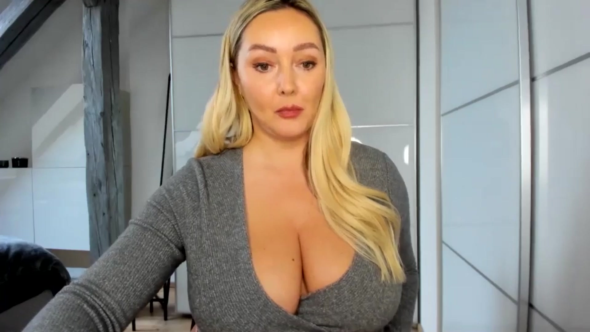 Mi_Ha video thumbnail