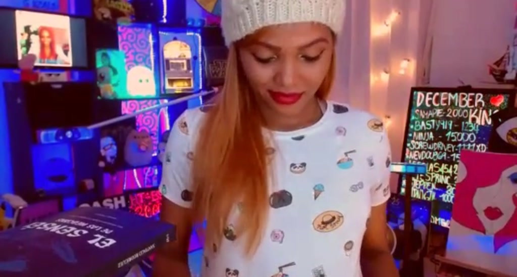LinaAwesome video thumbnail