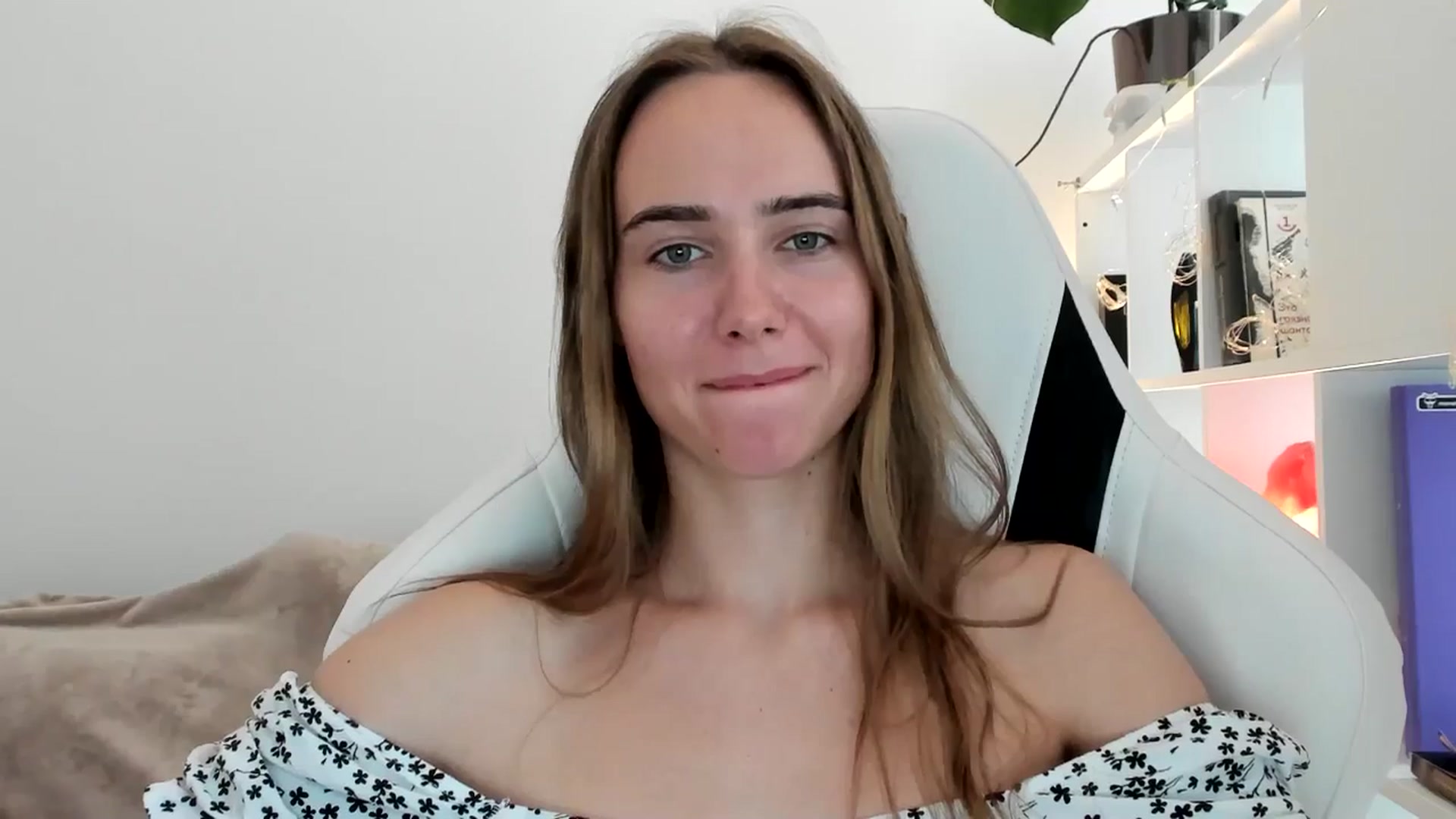 OhAlisa video thumbnail