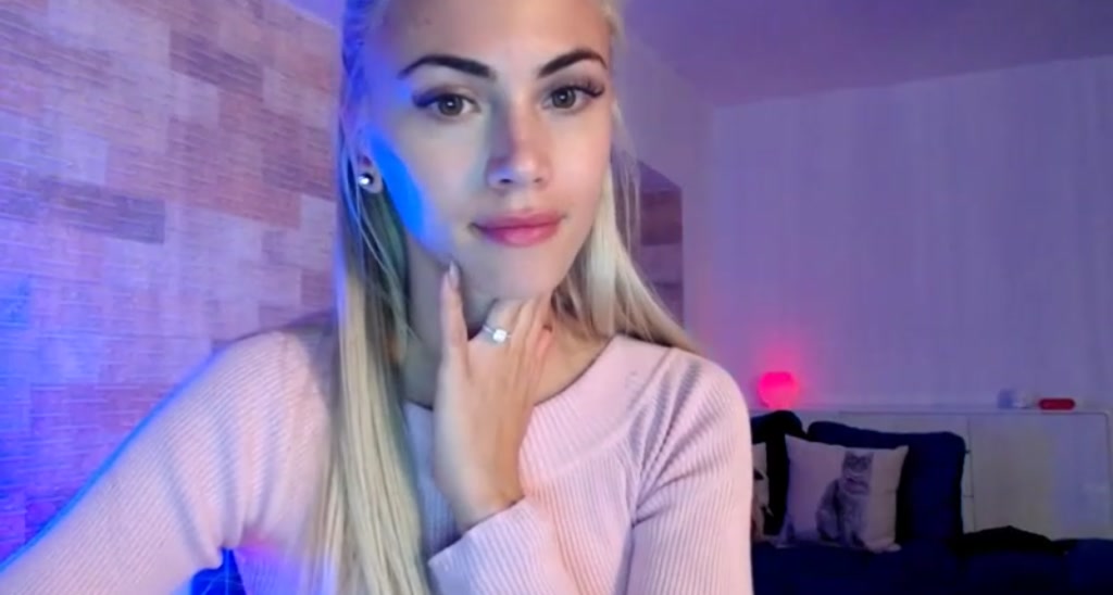 VivianisHere video thumbnail