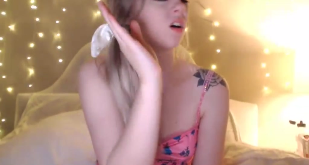 Kitten video thumbnail