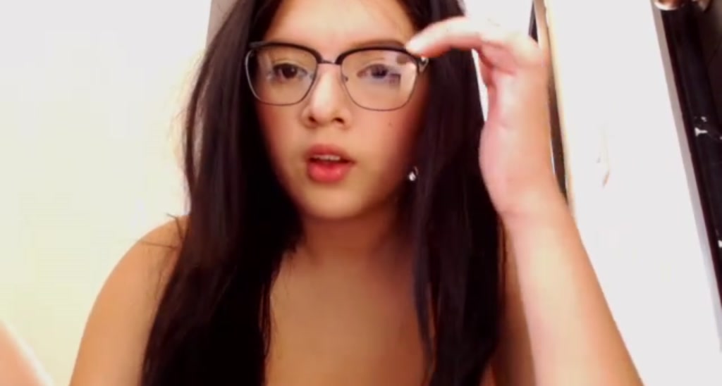 LeahBell_ video thumbnail