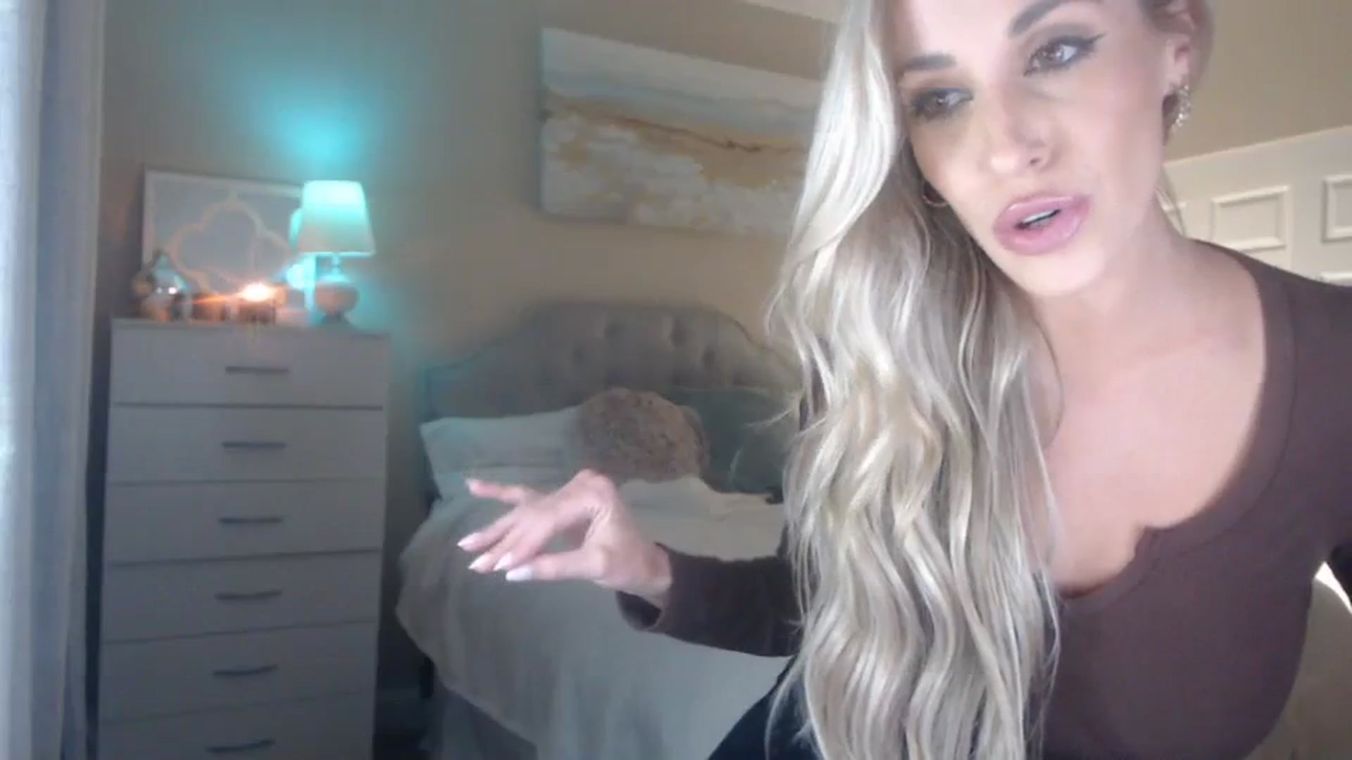 Queen_bambii video thumbnail