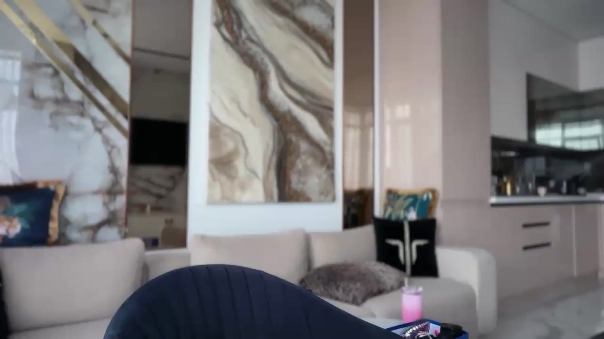 UGLYGIRL_ video thumbnail