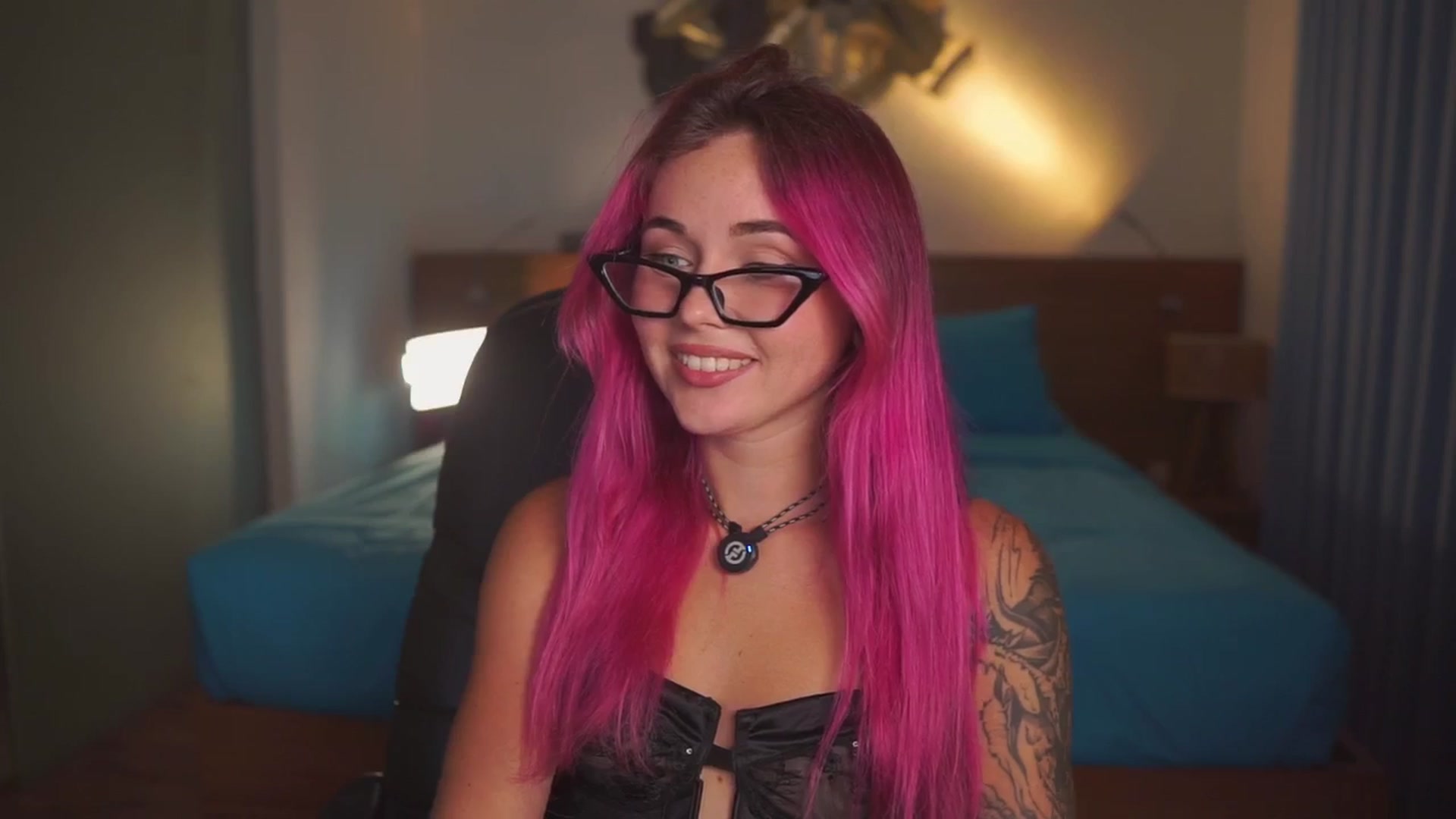 Sarah_Pink video thumbnail