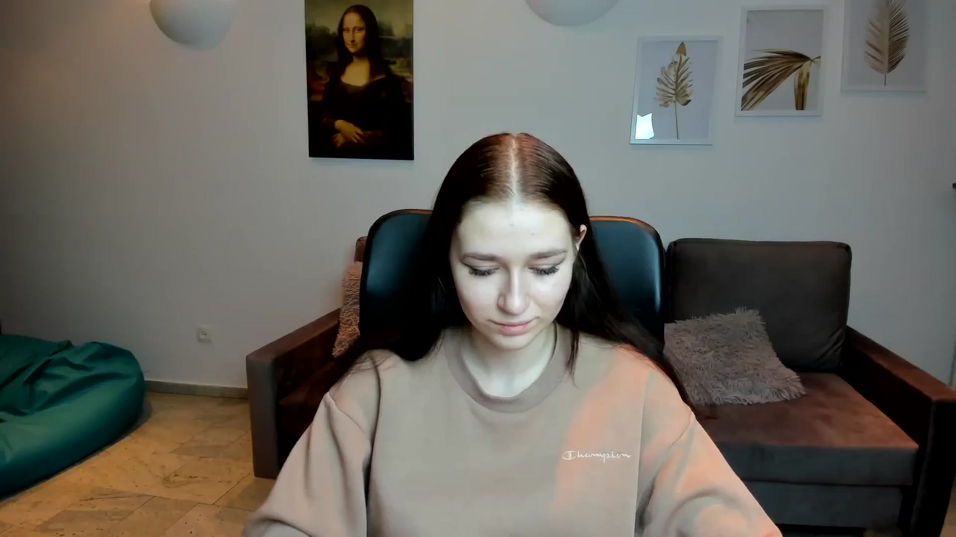 SsweetPeaches video thumbnail