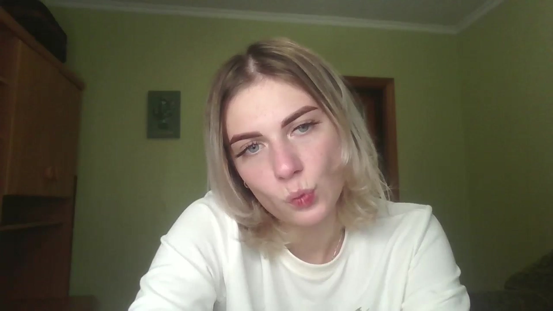 EarlyyBird video thumbnail
