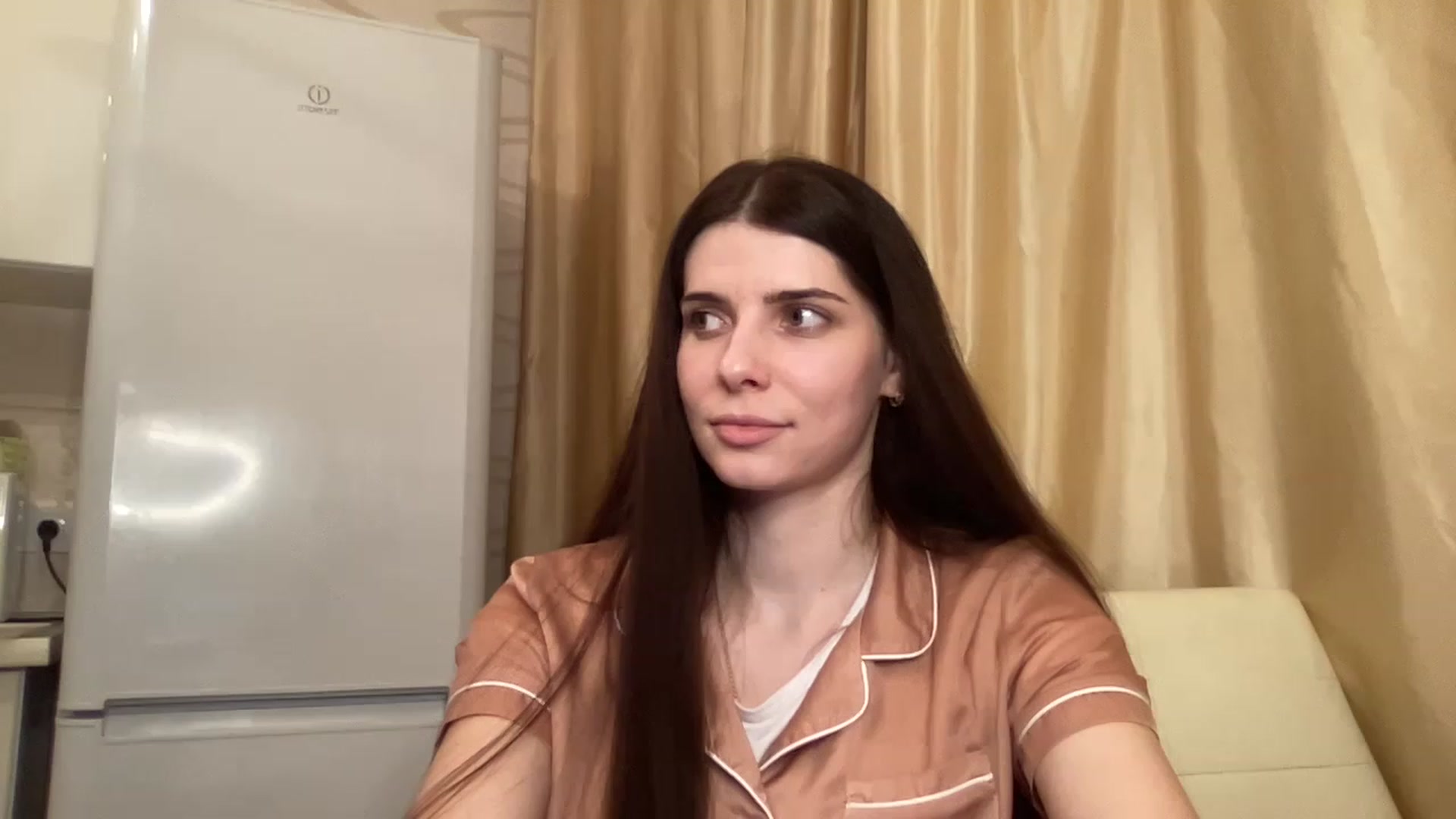 SaraRich video thumbnail