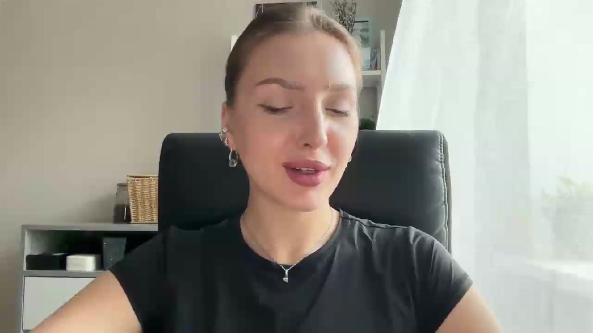 Di_Pearl video thumbnail