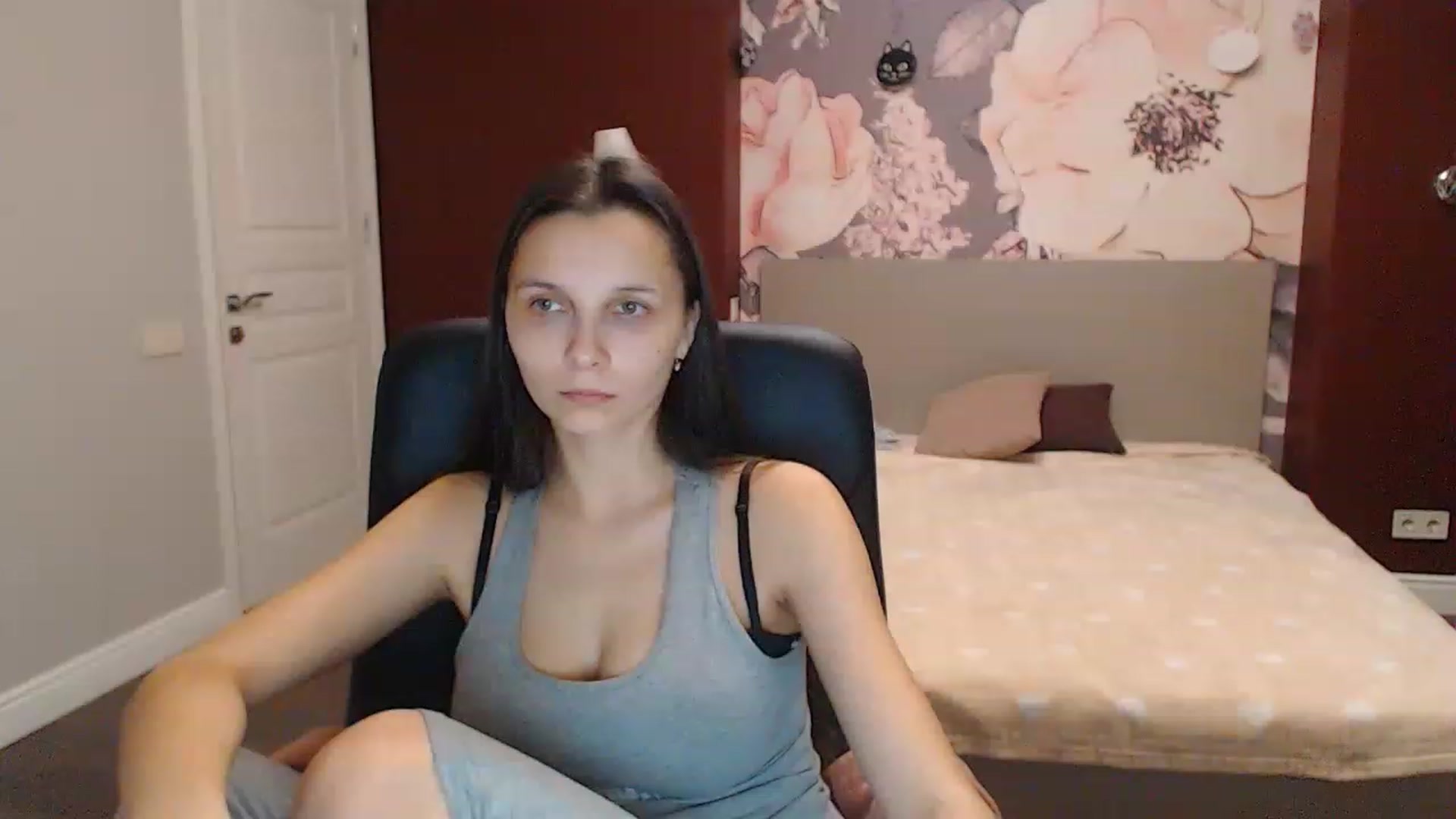 Karina_Mils video thumbnail