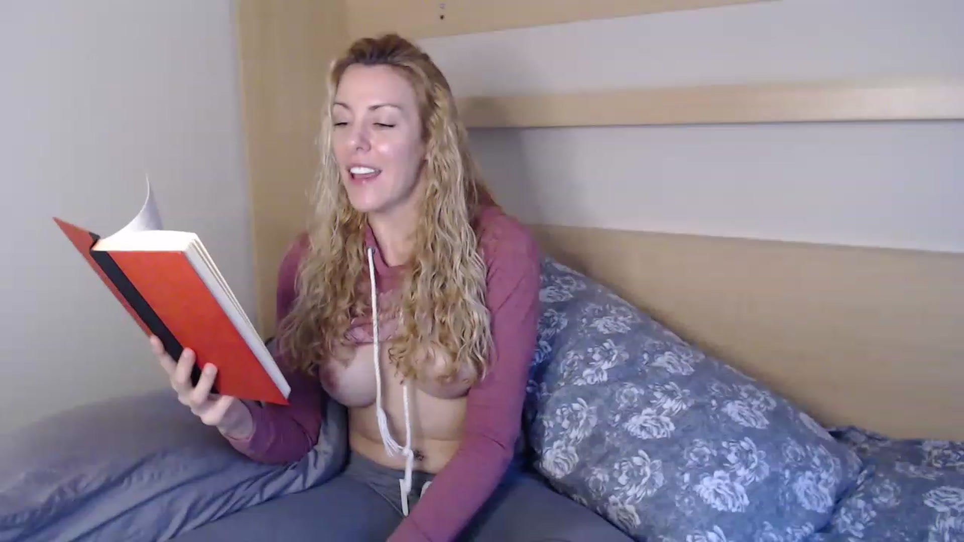 xMissBliss video thumbnail