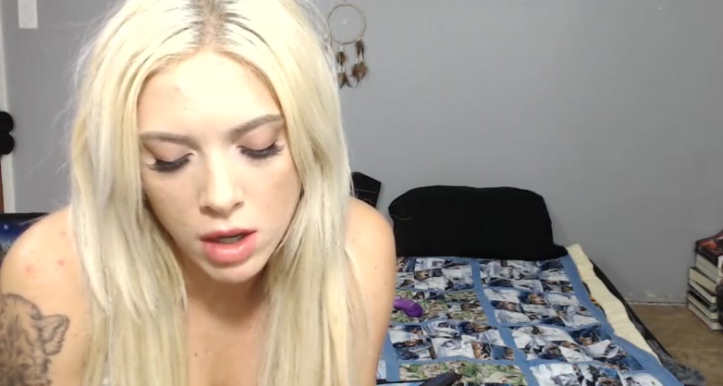 Squatbarbie video thumbnail