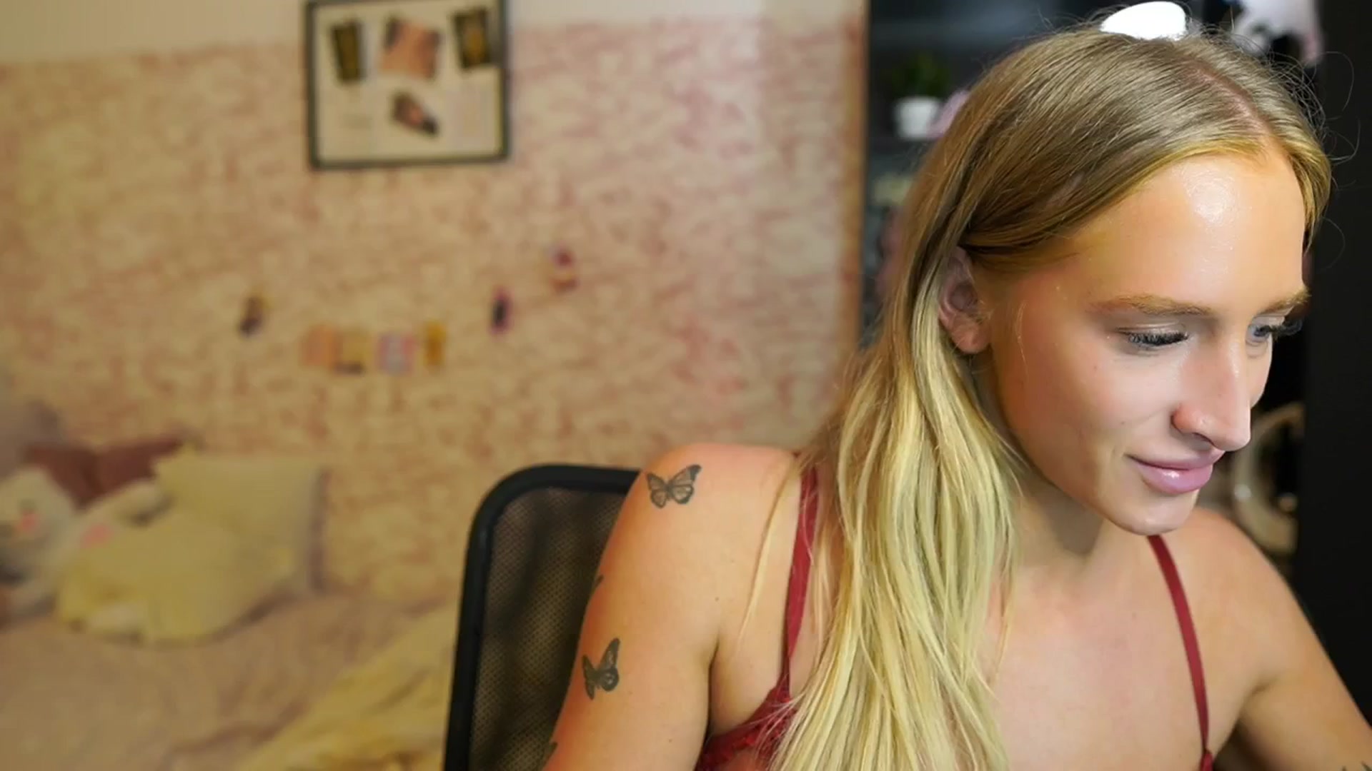 NicoletteShea video thumbnail