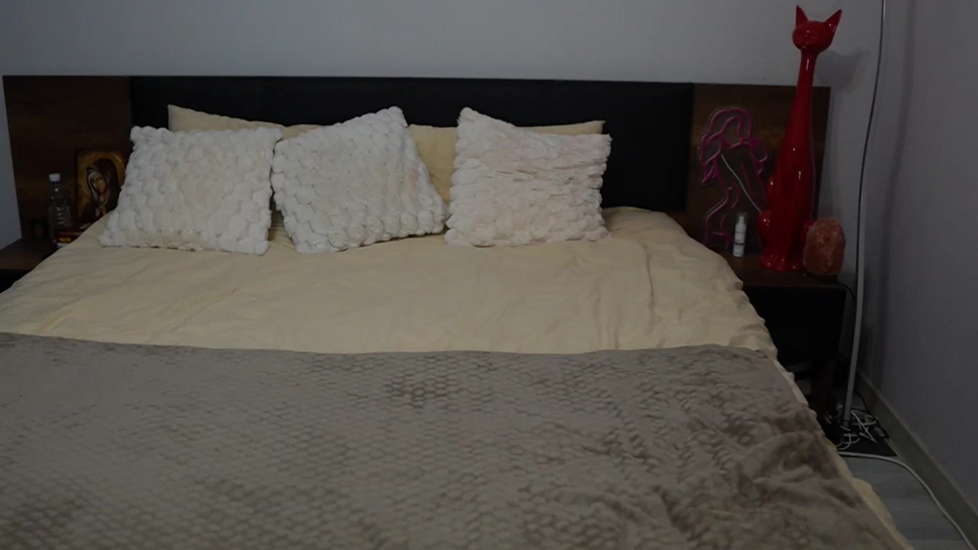 TinyAndrea video thumbnail