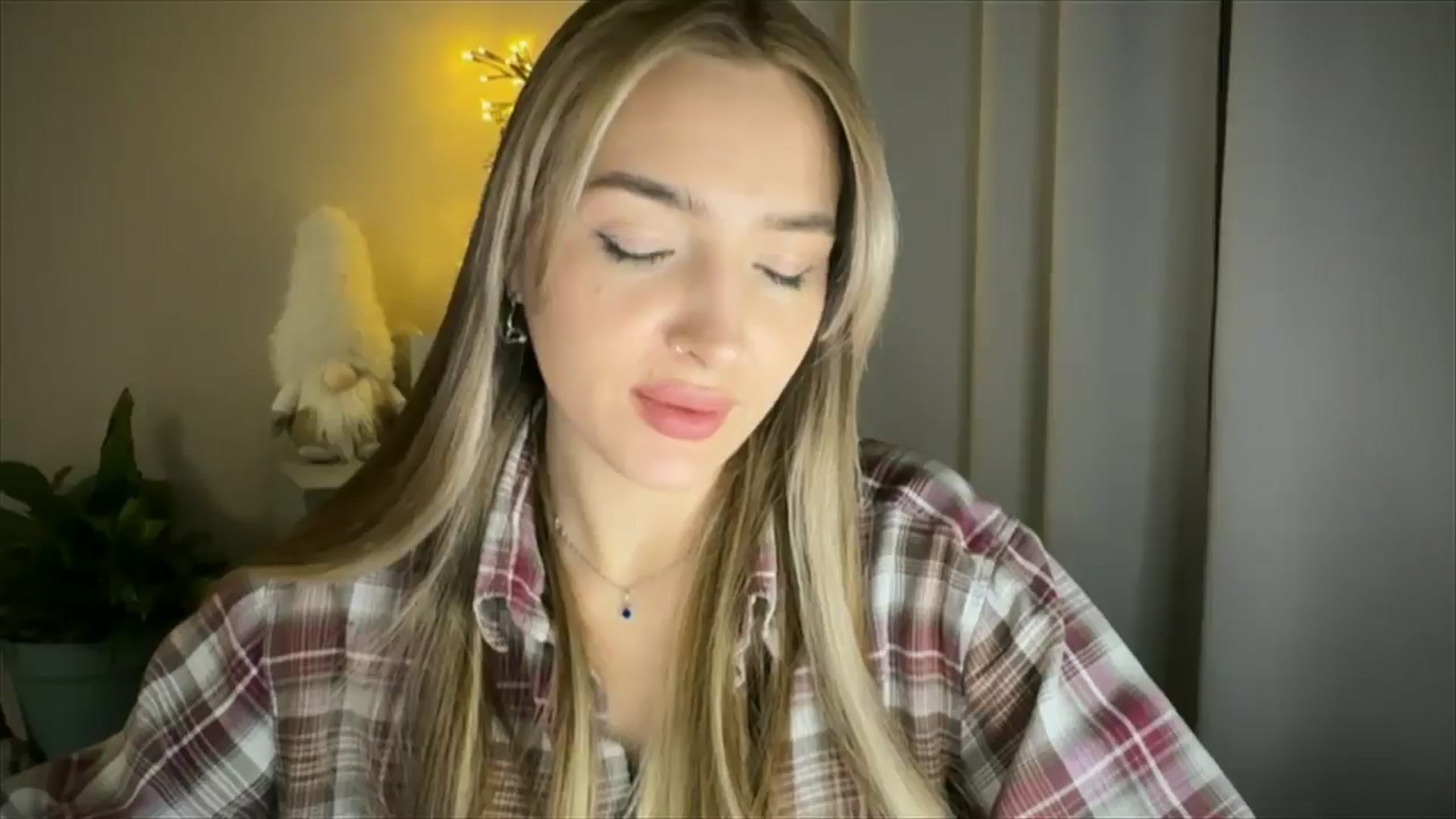 My_Diana video thumbnail
