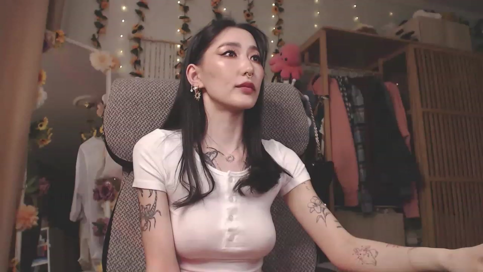KellyAsian video thumbnail