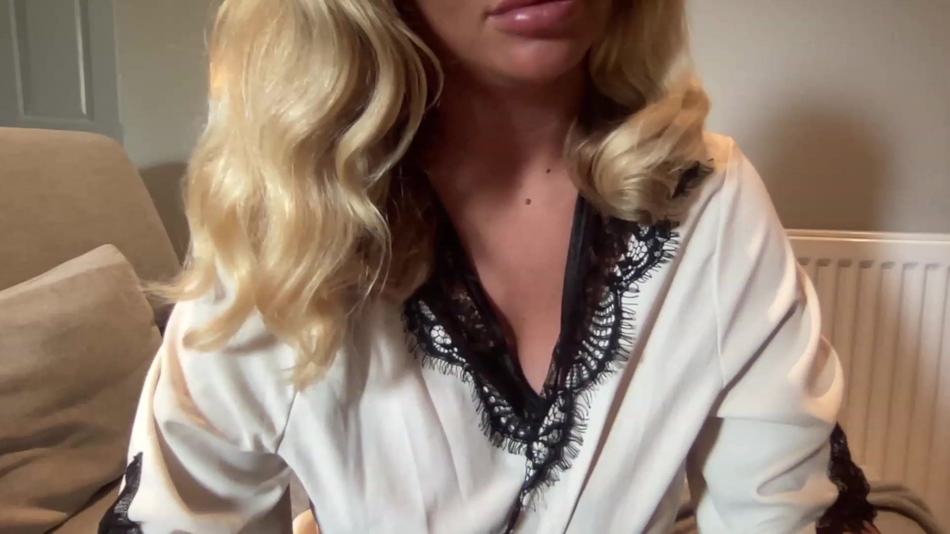 GirlnextdoorM video thumbnail