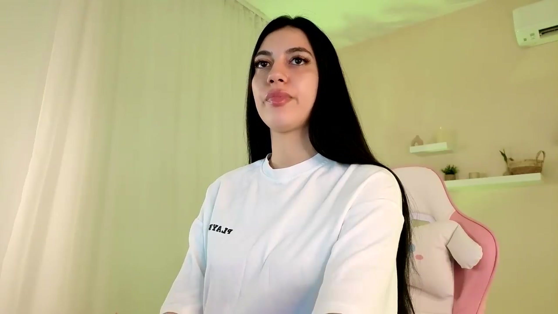 BetsyGonzale video thumbnail