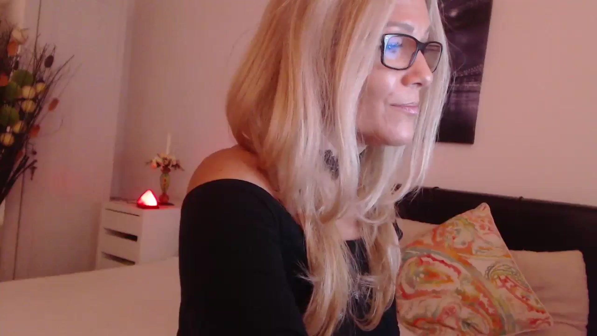 Reeya71 video thumbnail