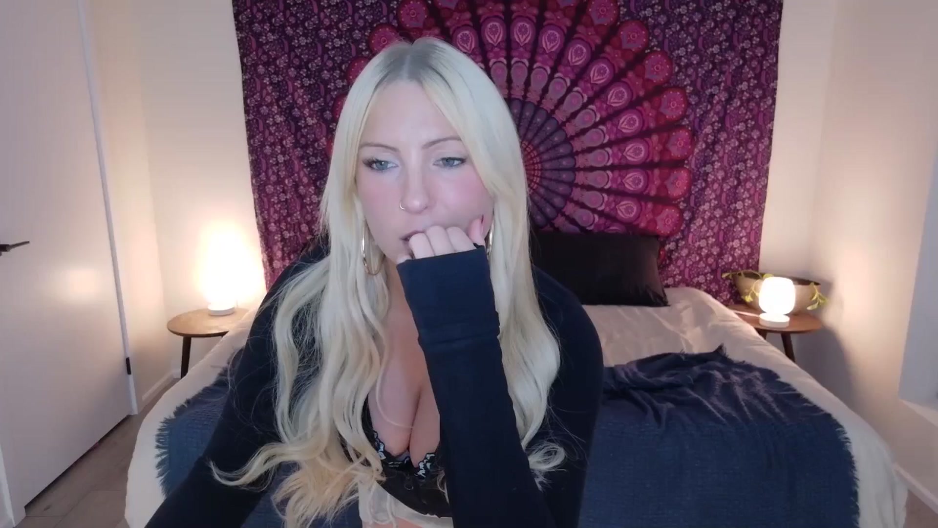 eh1_Scarlett video thumbnail