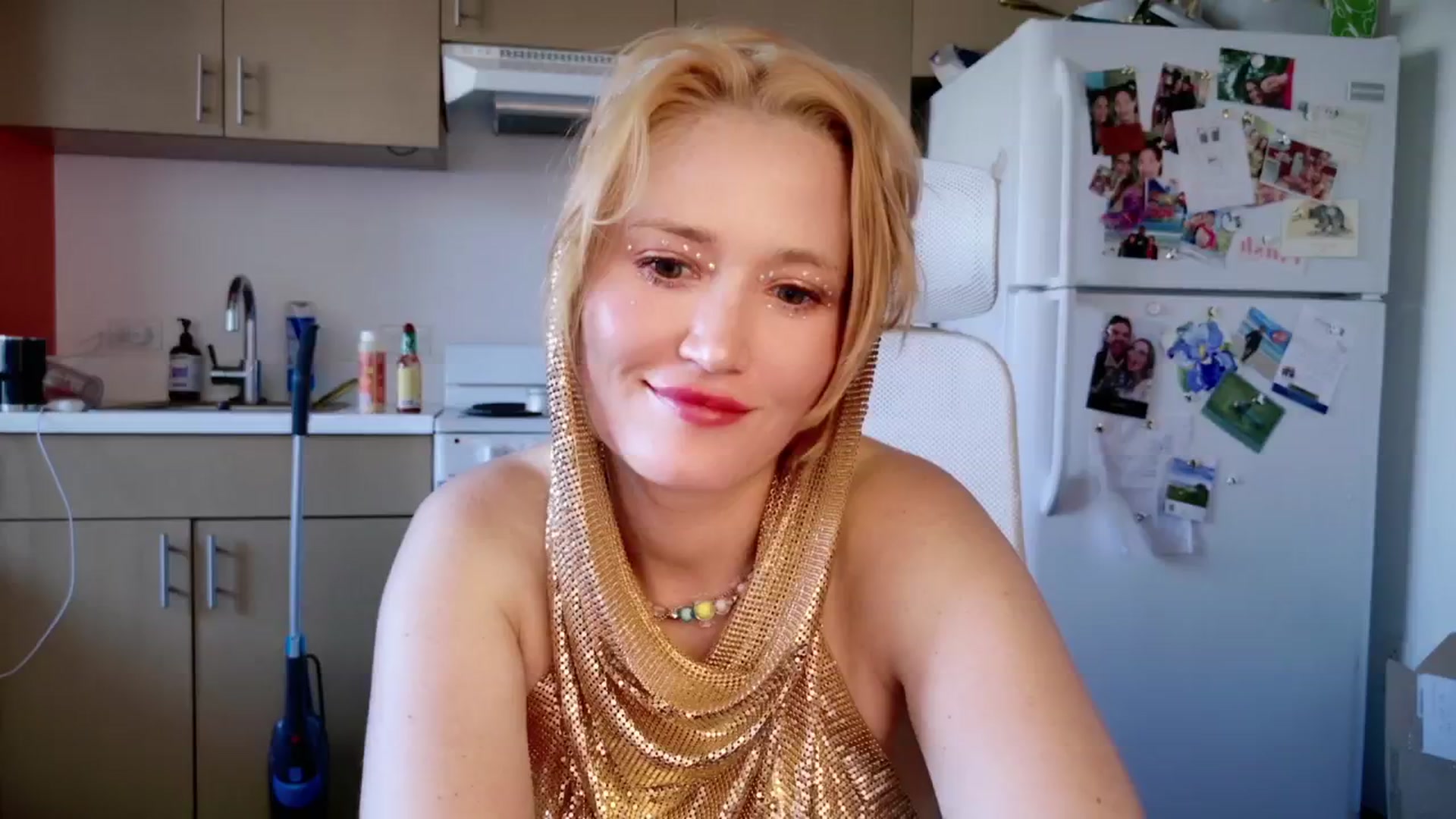 Molly_Moans video thumbnail