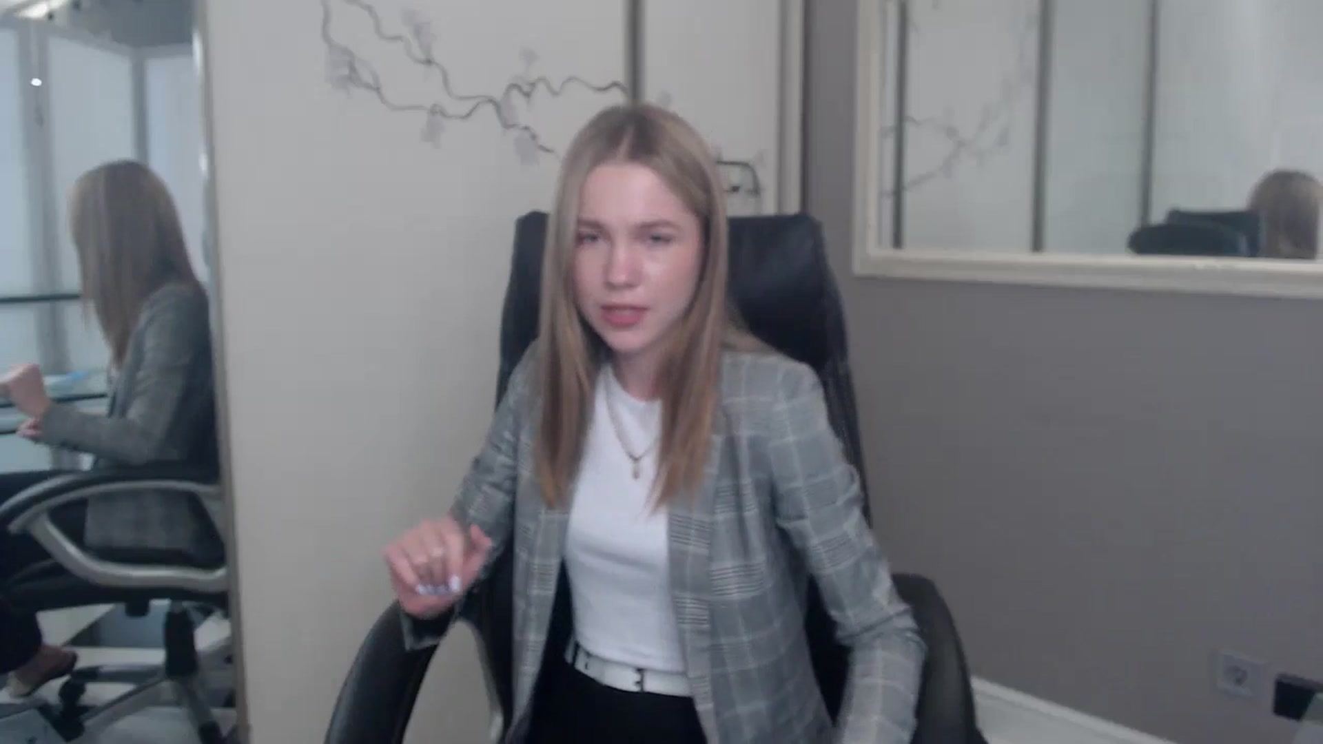 Kate_Lewiss video thumbnail