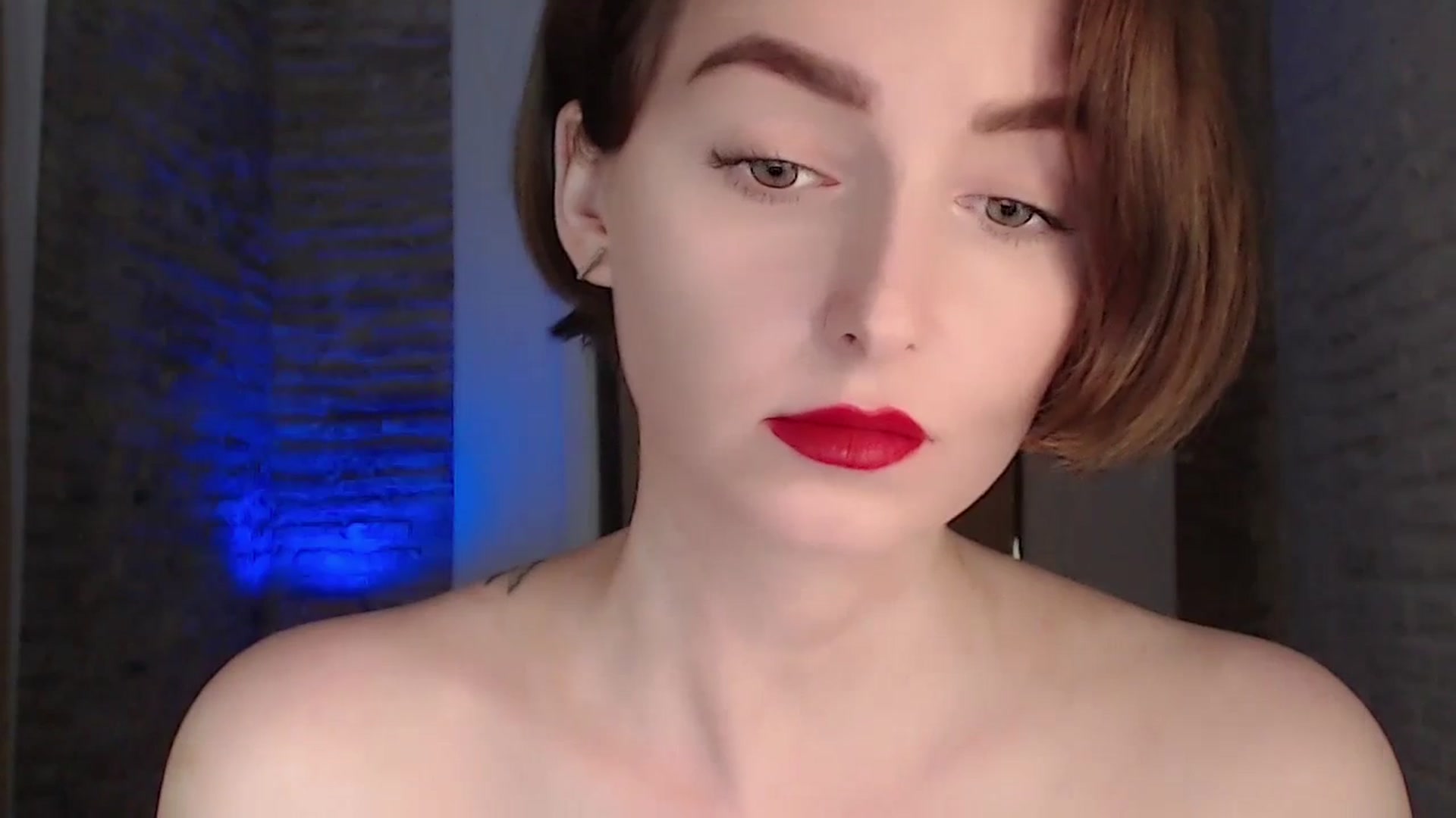 Red_Lips_Girl video thumbnail
