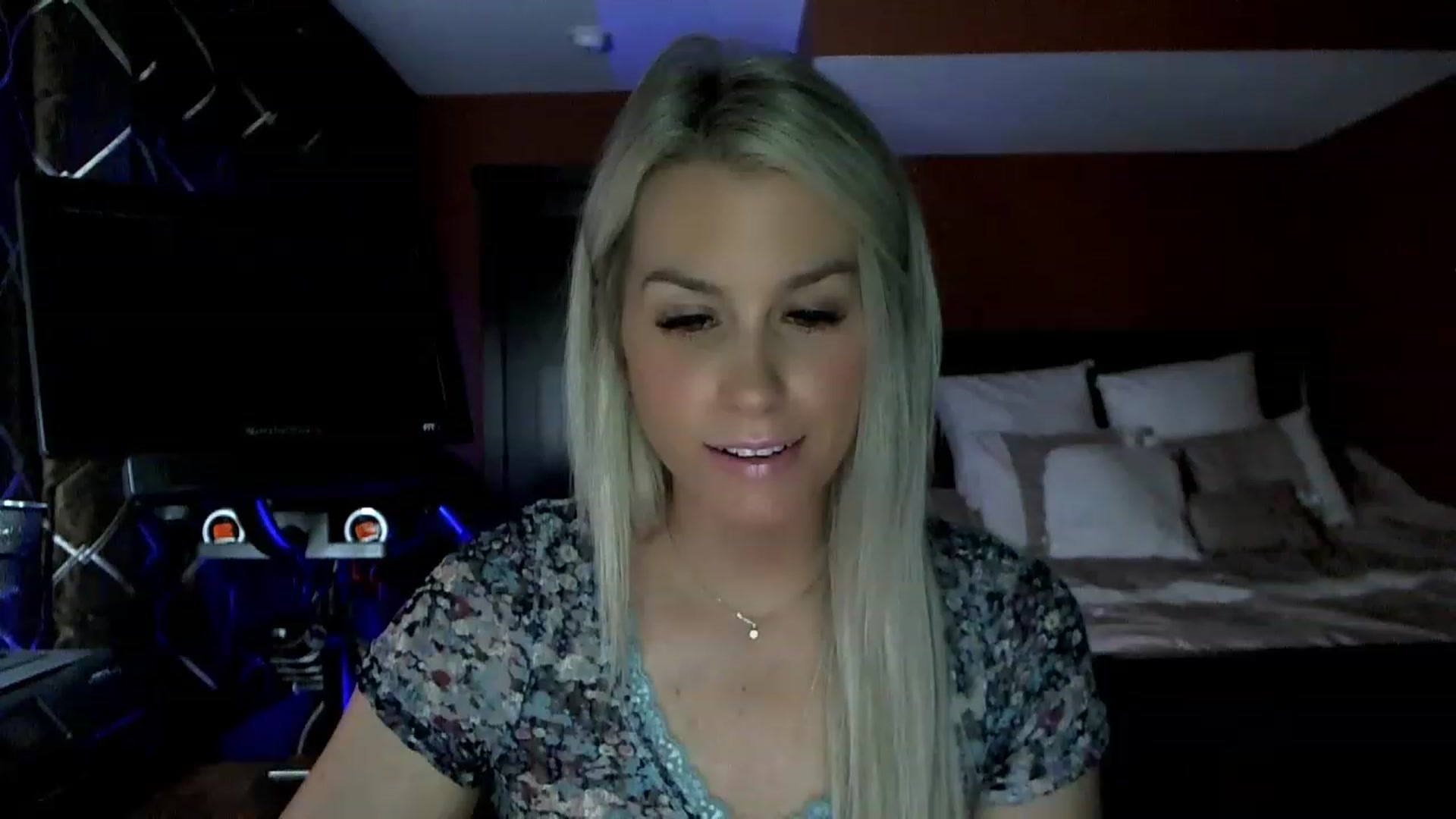 Cora9 video thumbnail