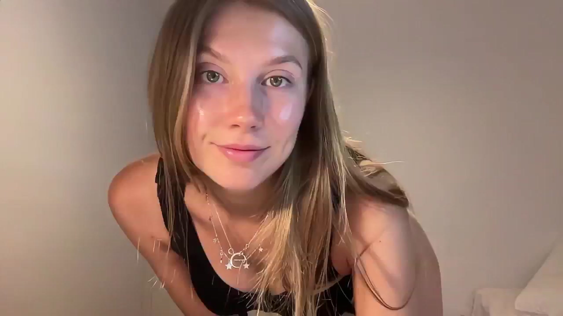 JasSurfGirl video thumbnail