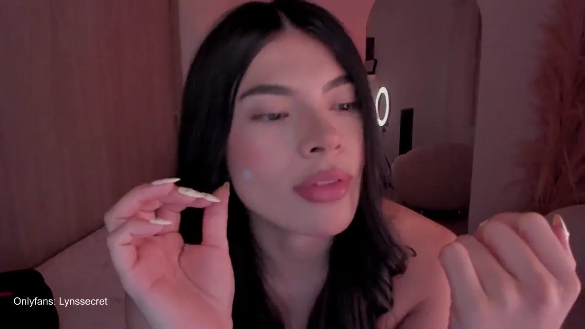 EvelynG_ video thumbnail