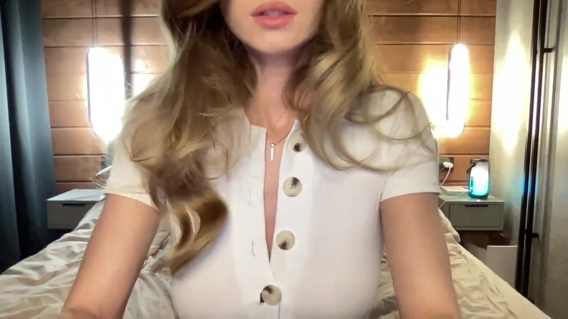 UniiqueMilana video thumbnail