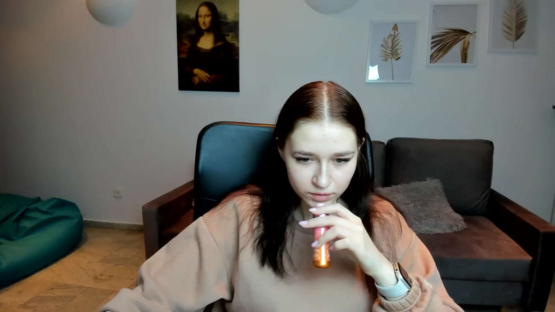 SsweetPeaches video thumbnail