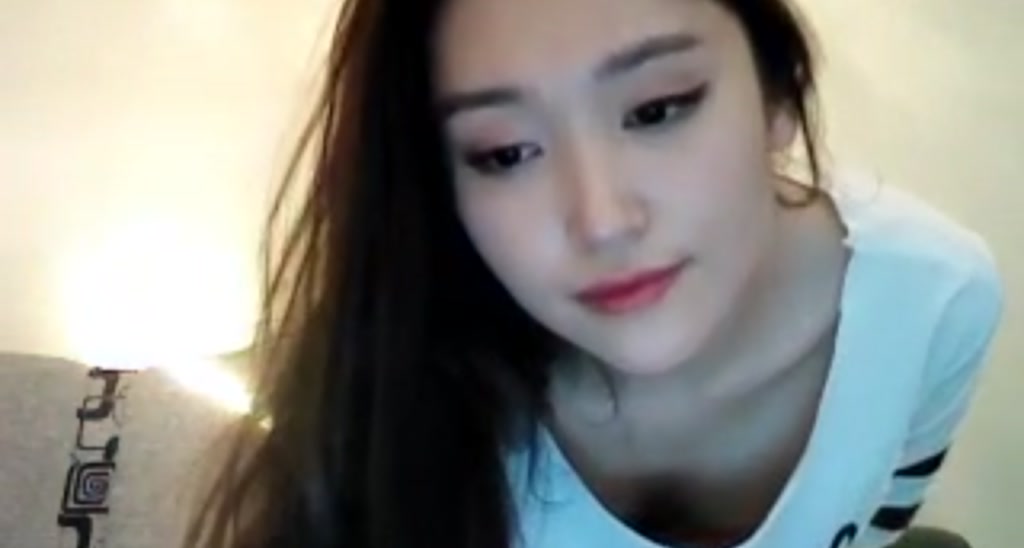 L__Kim video thumbnail