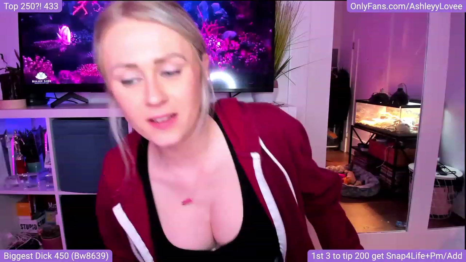 AshleyyLovee video thumbnail