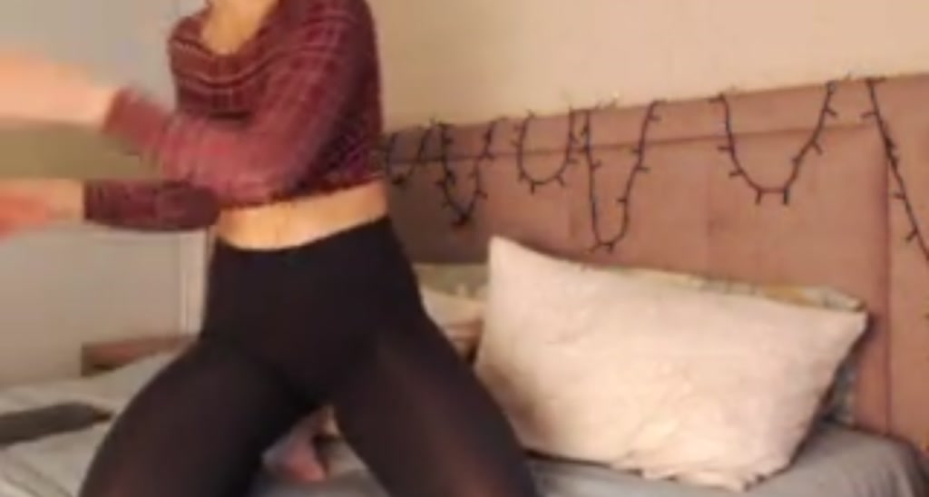 NellyBee video thumbnail