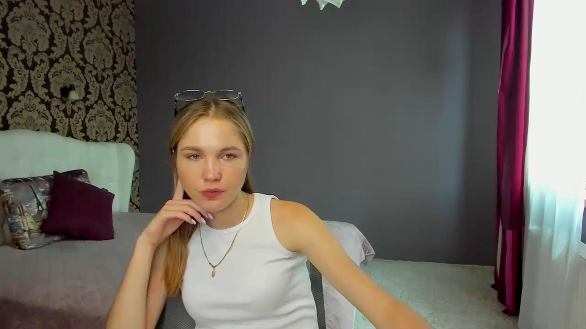 Kate_Lewiss video thumbnail