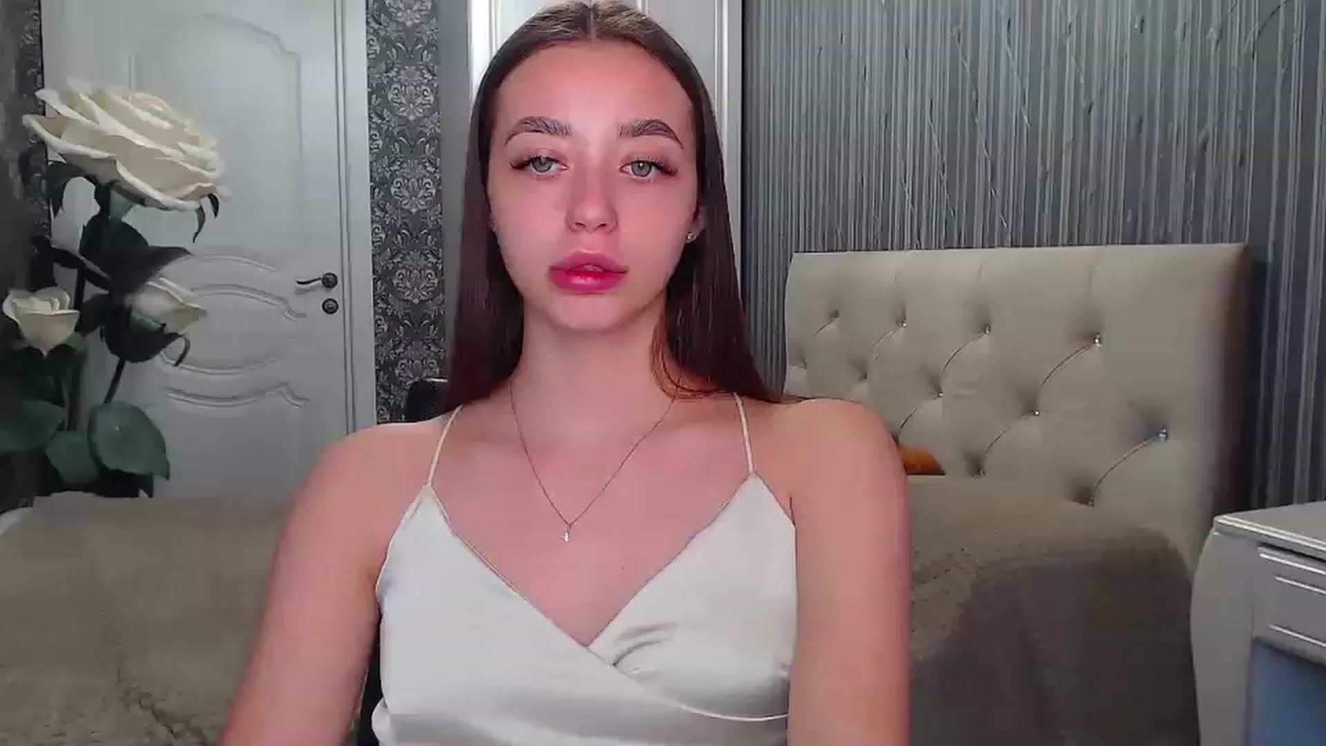 EmeraldLilyyy video thumbnail