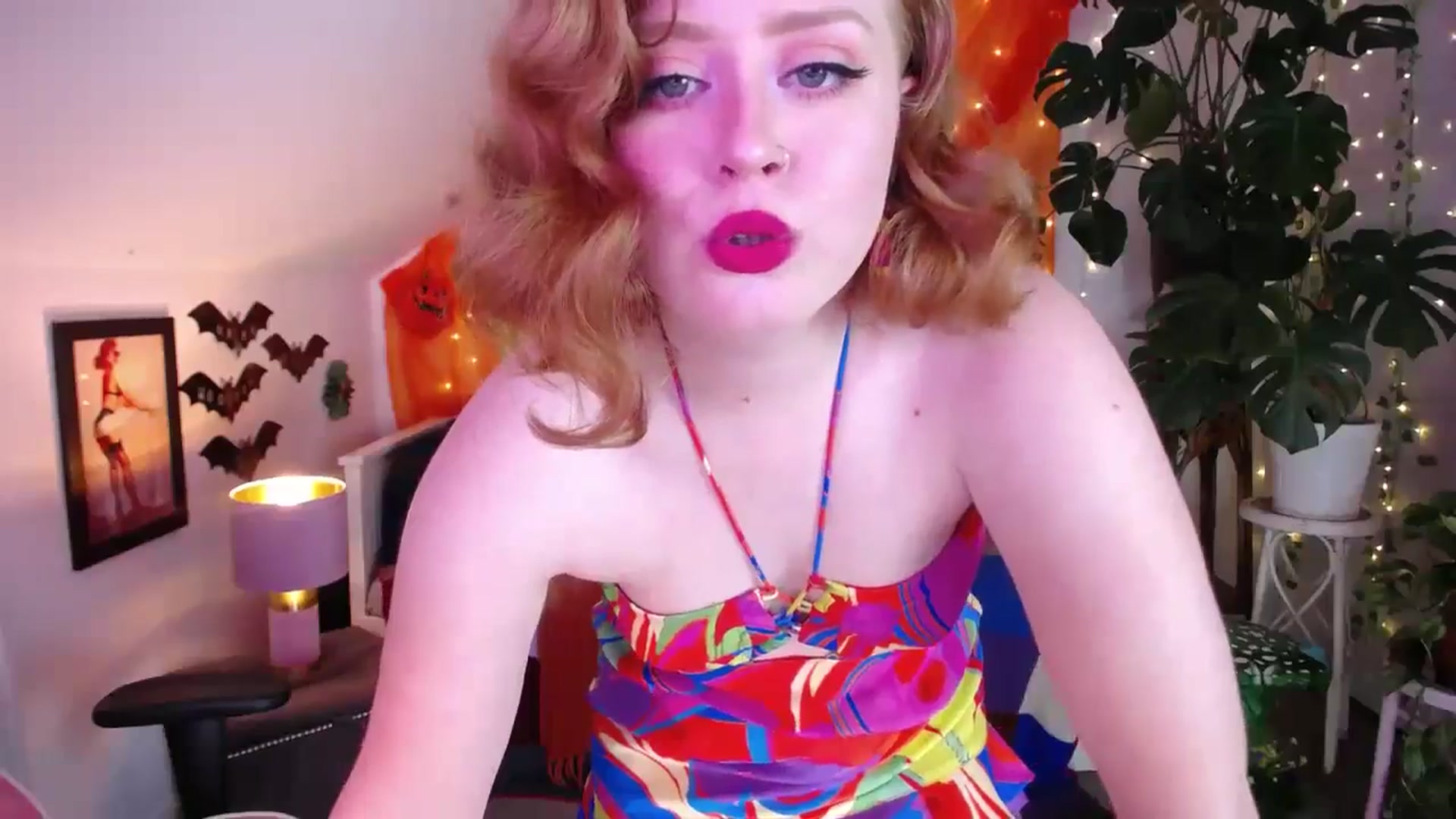 LunaRoux video thumbnail