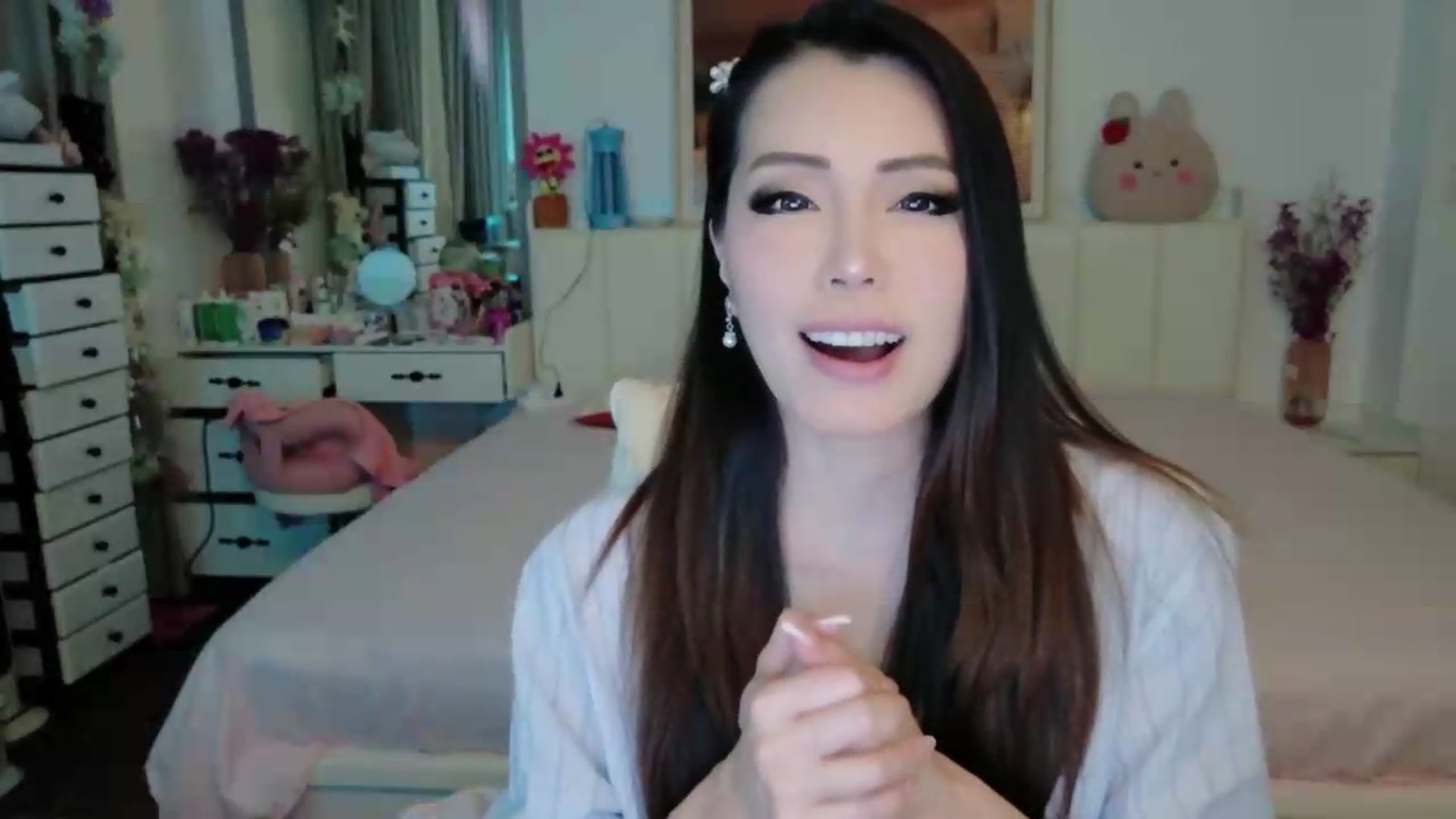 Bunni_ video thumbnail
