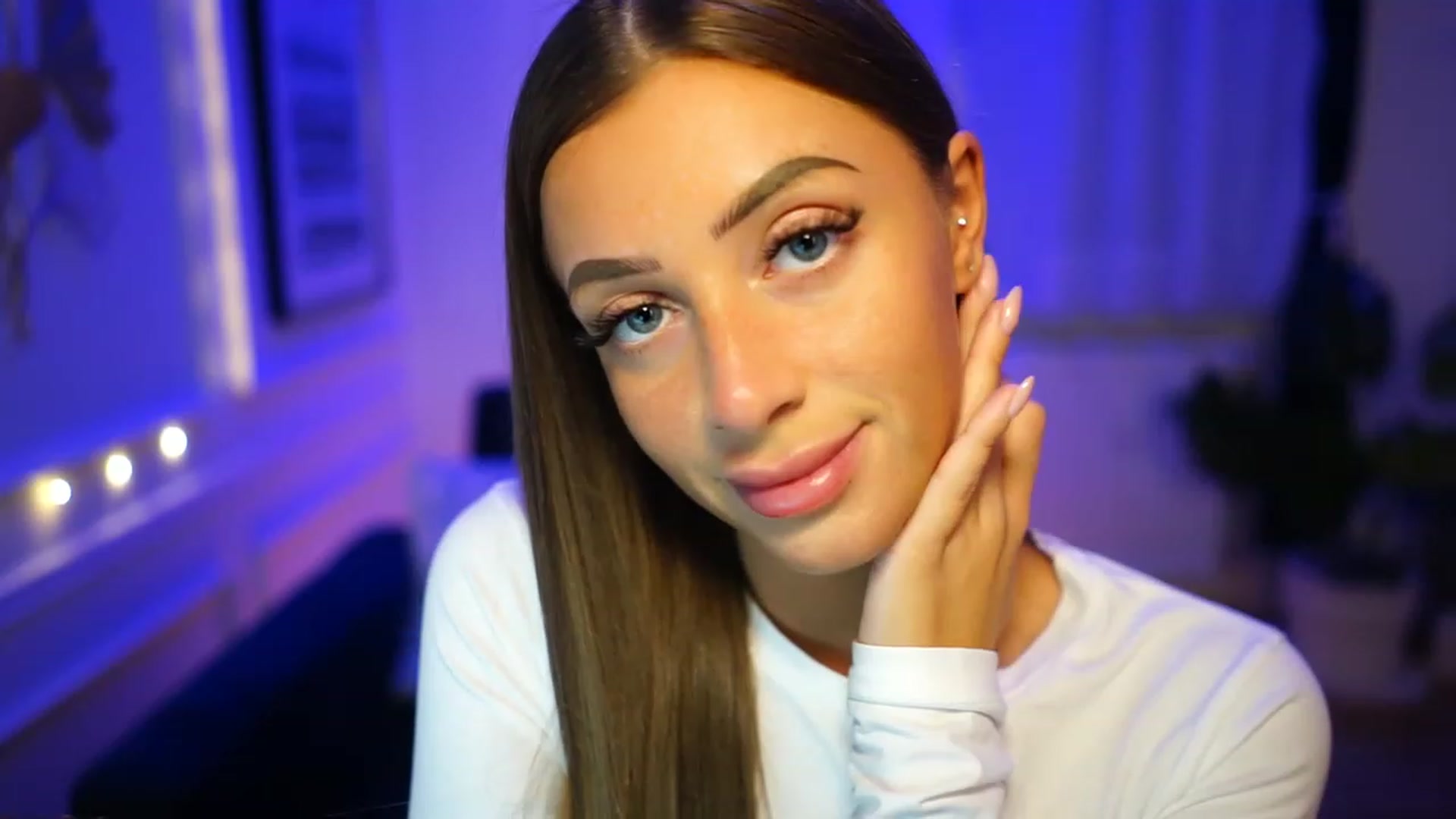 emma_ruby video thumbnail