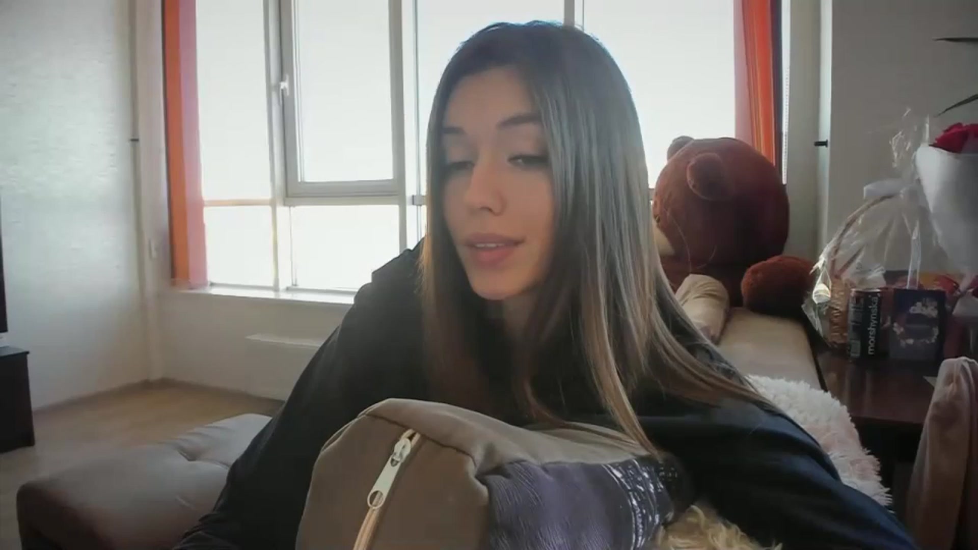 Onekiss1 video thumbnail