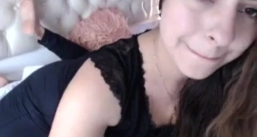 worstcamgurl video thumbnail