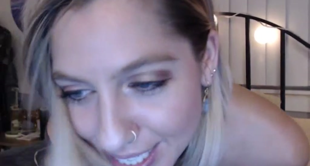 SexyLittleE video thumbnail
