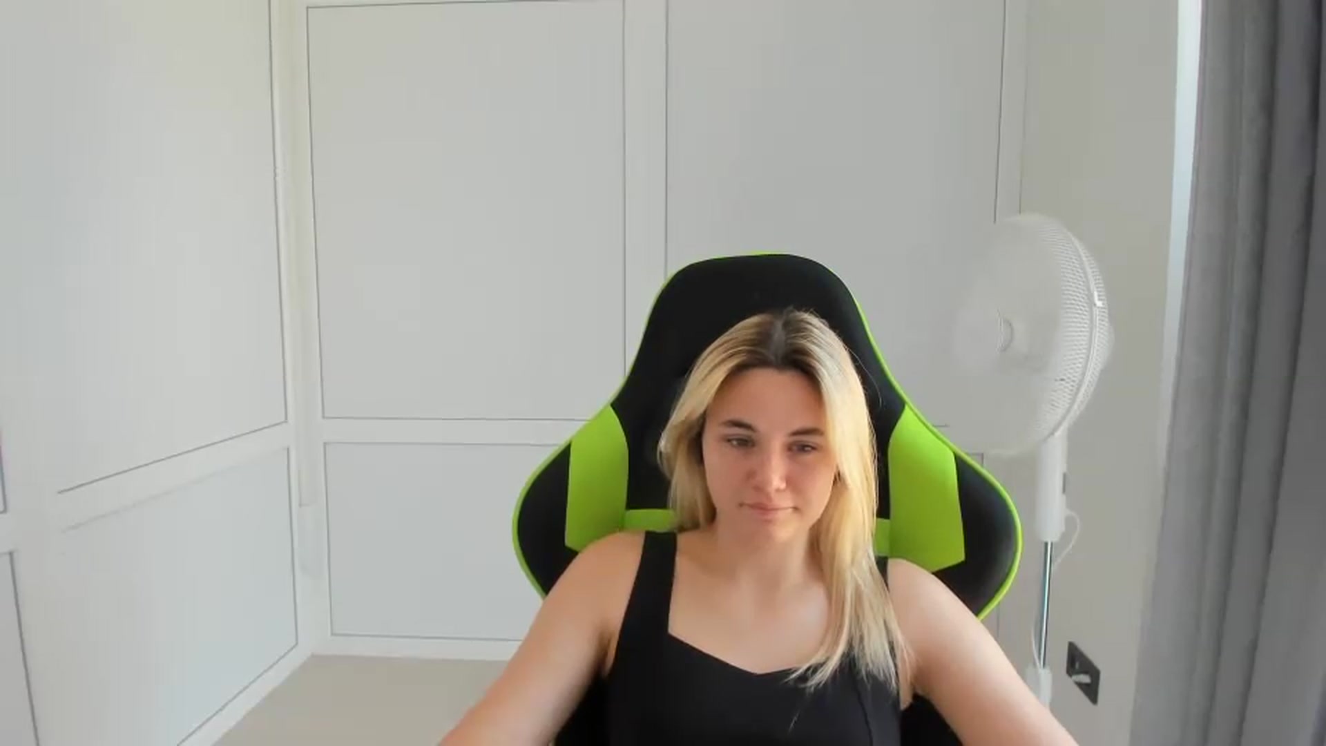 AdeliaSol video thumbnail