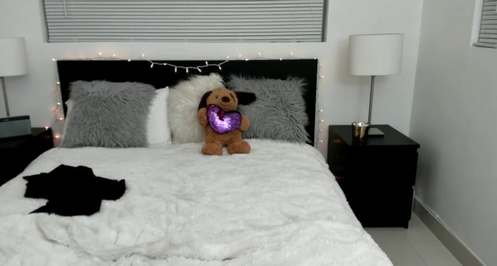 ReyasRoom video thumbnail