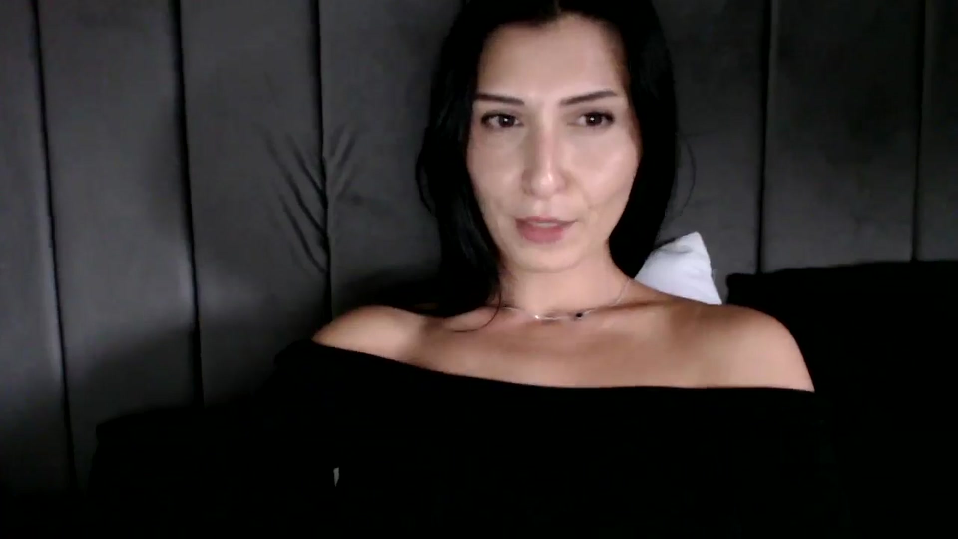 Yara_77 video thumbnail