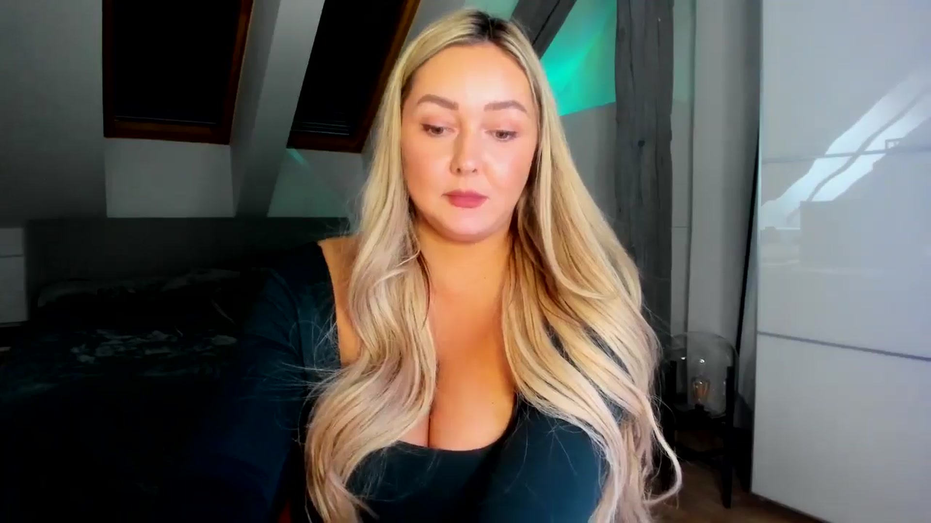 Mi_Ha video thumbnail