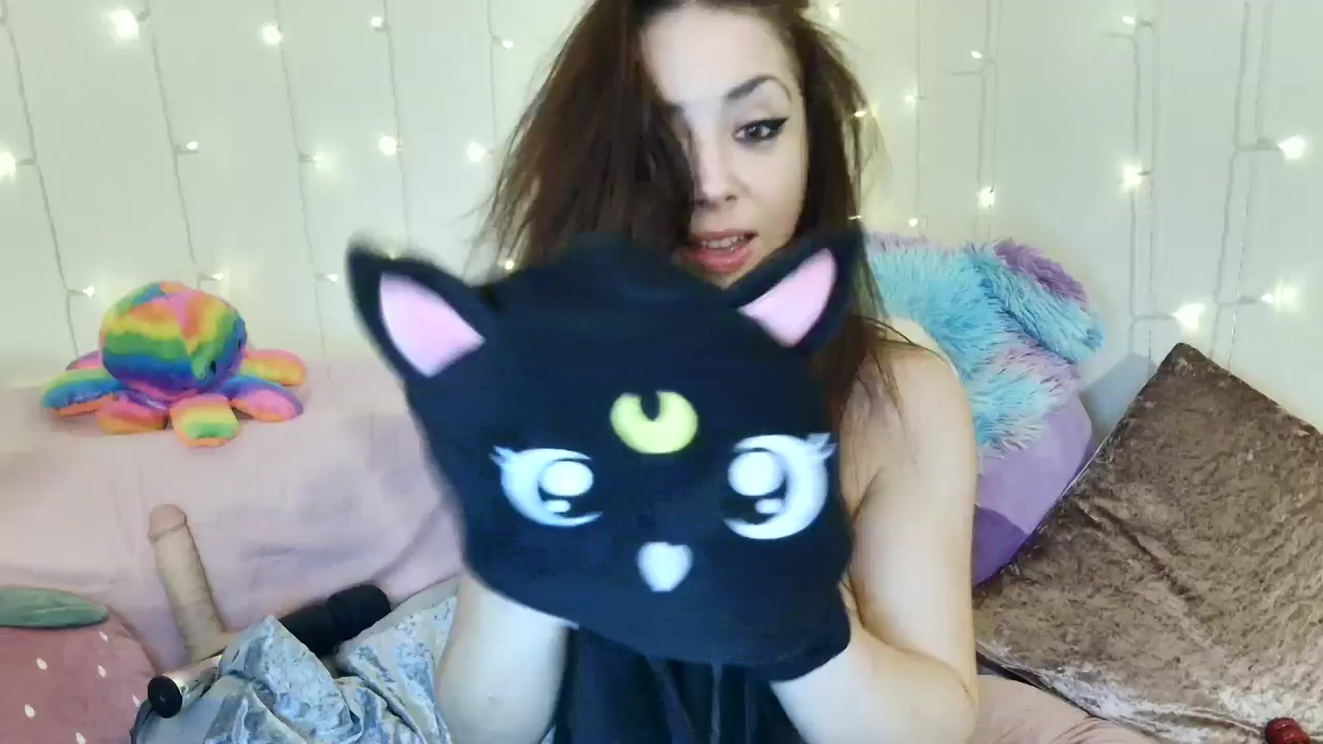 Charlotte_UK video thumbnail